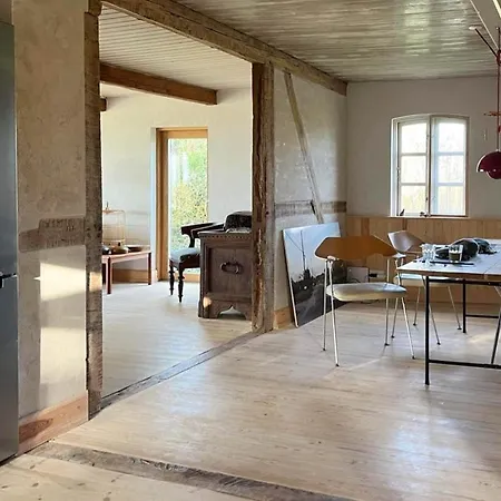 Timber House With Sea View In Tatil Evi *